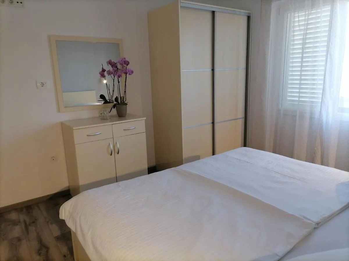Miljenko&Miljenka Apartment Supetarska Draga Croatia